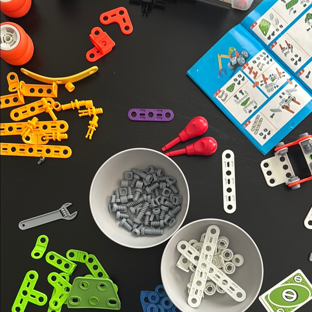 Moontoy Construction Toy Set